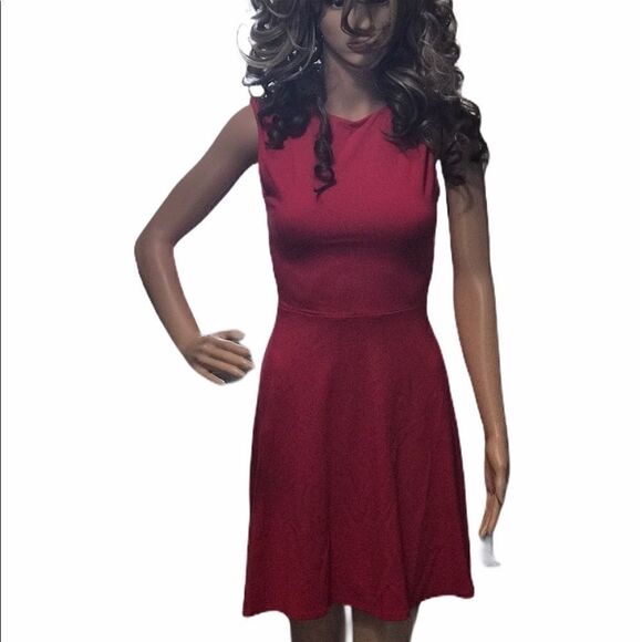 Twentytees Red Cut Out Dress Small Women's NWT - Picture 4 of 14
